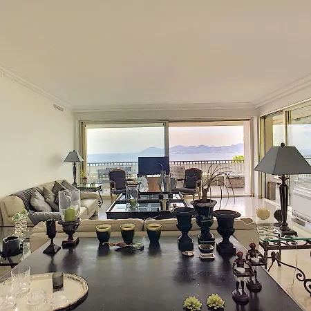 Appartement Superbe Avec Terrasse Vue Mer Panoramique Cannes